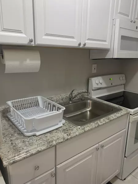 Coliving in Pompano Beach - Broward County, Miami