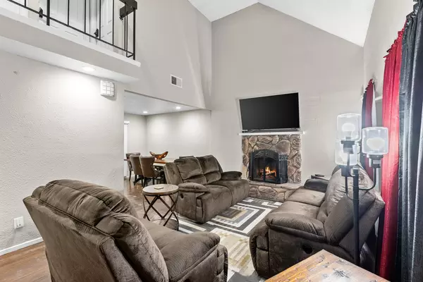 Coliving in Moreno Valley - Inland Empire, Los Angeles