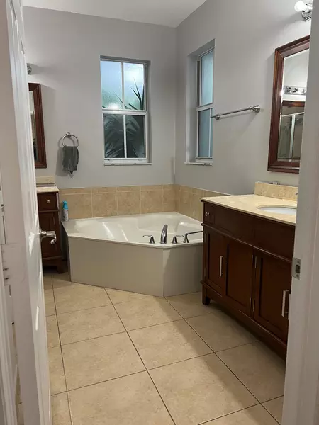 Coliving in Doral - Miami Dade, Miami