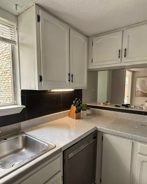 Coliving in Southeast Austin - South Austin, Austin