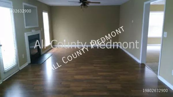 3 bedrooms apartment for rent in Steele Creek - West Charlotte, Charlotte