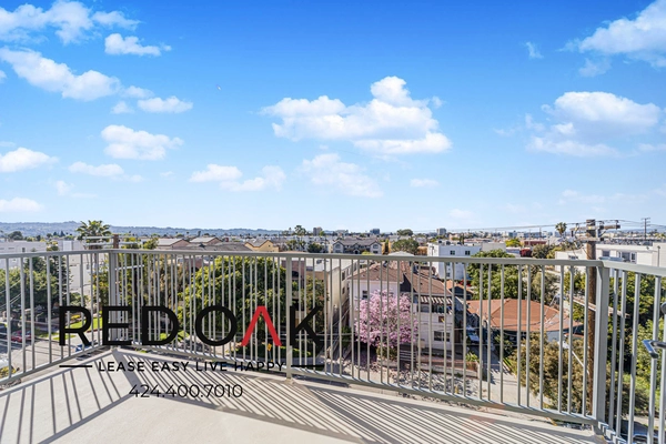 2 bedrooms apartment for rent in Valley Village - San Fernando Valley, Los Angeles