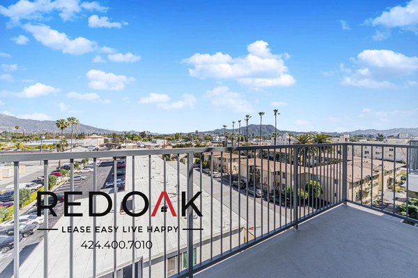 2 bedrooms apartment for rent in Valley Village - San Fernando Valley, Los Angeles