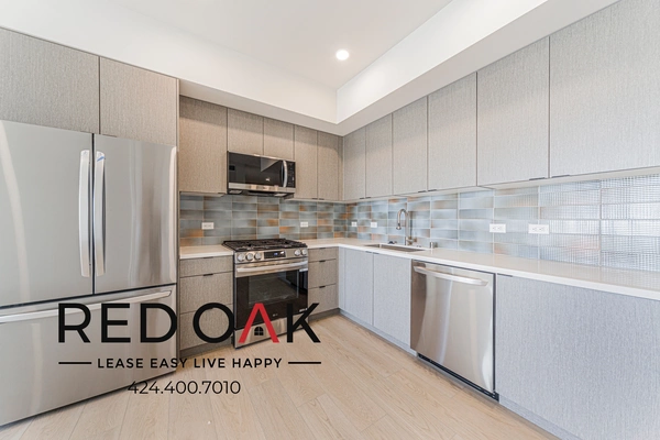 2 bedrooms apartment for rent in Valley Village - San Fernando Valley, Los Angeles