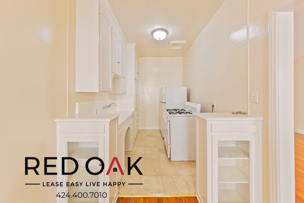 Studio Apartment for rent in Windsor Square - Central Los Angeles, Los Angeles