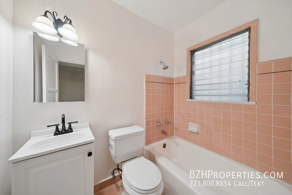 Studio Apartment for rent in Mid Wilshire - Central Los Angeles, Los Angeles