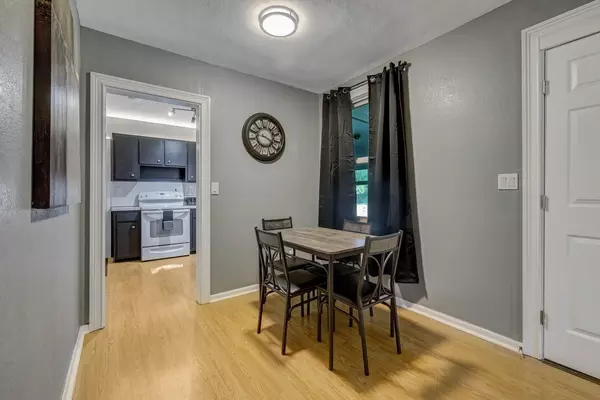 Coliving in College Park JAX - Northside, Jacksonville
