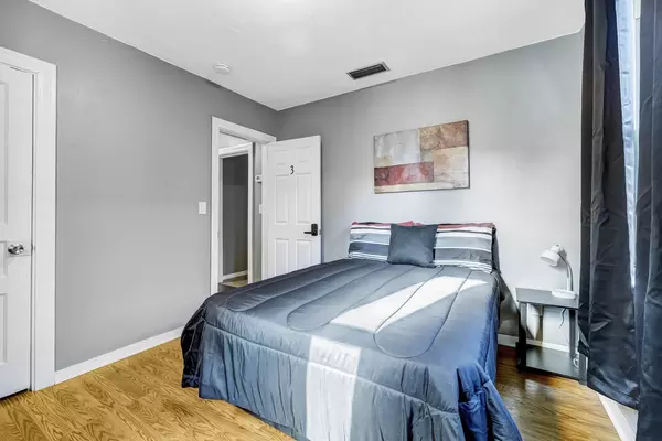 Coliving in College Park JAX - Northside, Jacksonville