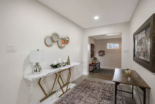 Coliving in Glendale - NW Valley, Phoenix