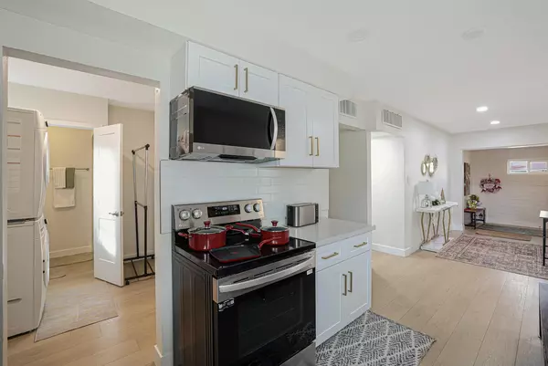 Coliving in Glendale - NW Valley, Phoenix