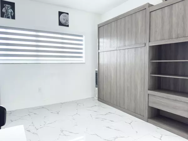 Coliving in Westchester FL - Miami Dade, Miami