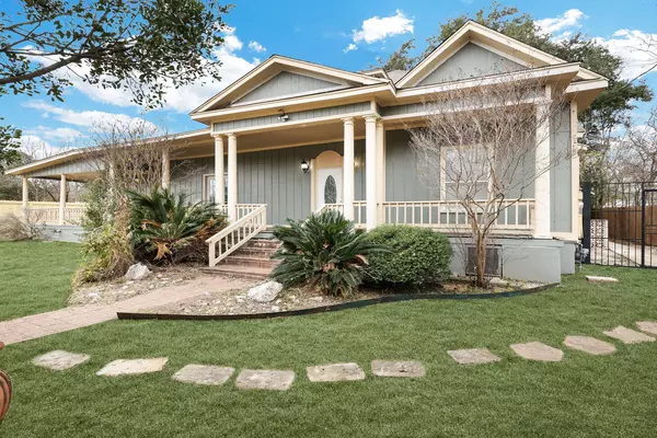 Coliving in Dignowity Hill - East SATX, San Antonio