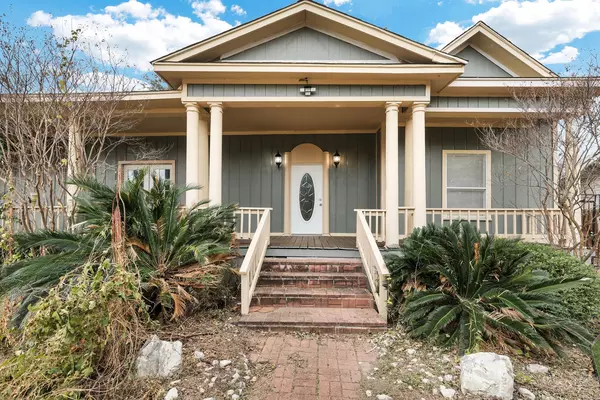 Coliving in Dignowity Hill - East SATX, San Antonio