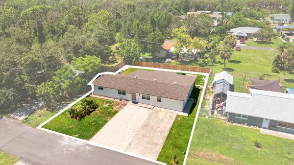 Coliving in Englewood - North Port, Sarasota