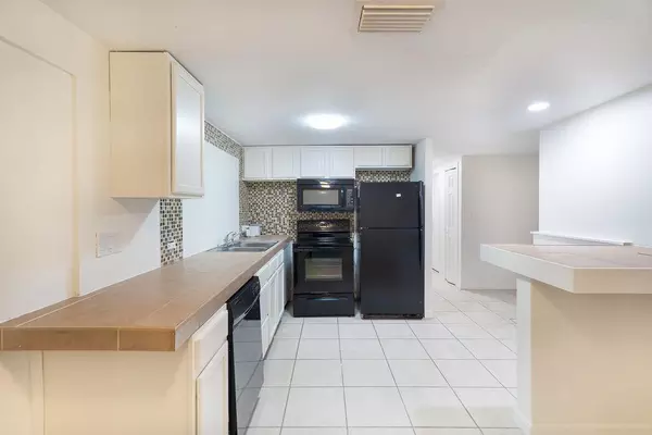 Coliving in Odessa - North Tampa, Tampa