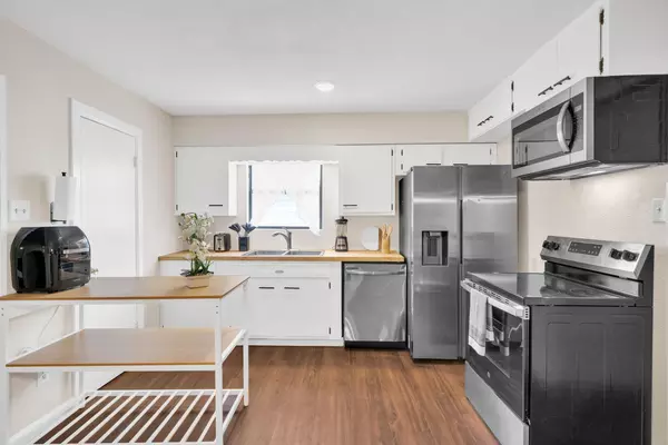 Coliving in Inner West Side - West SATX, San Antonio