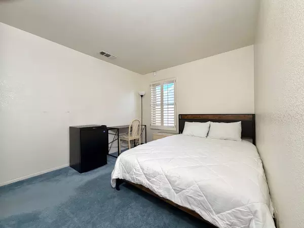 Coliving in Glendale - NW Valley, Phoenix