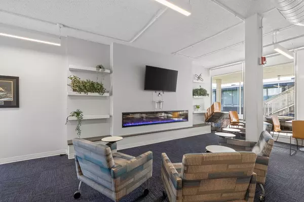 Coliving in South Plaza - KCMO, Kansas City