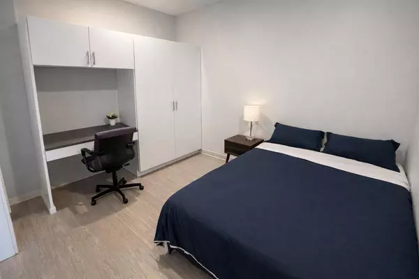 Coliving in South Plaza - KCMO, Kansas City