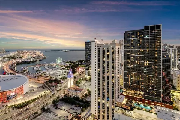 2 bedrooms apartment for rent in Downtown Miami - Miami, Miami