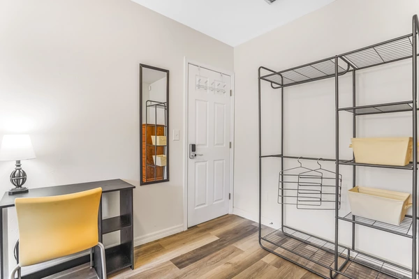 Coliving in Cedar Hills - Westside, Jacksonville