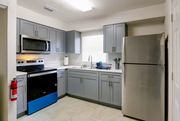 Coliving in Grant Park Tampa - East Tampa, Tampa