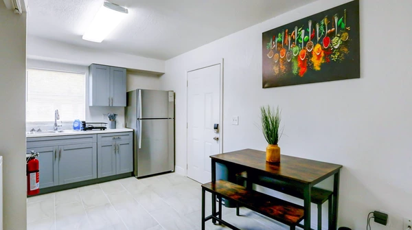 Coliving in Grant Park Tampa - East Tampa, Tampa