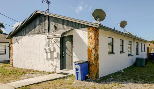 Coliving in Grant Park Tampa - East Tampa, Tampa