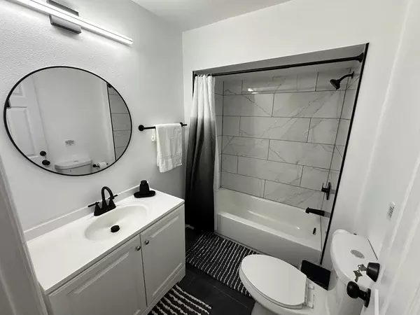 Coliving in Daytona Beach - Outer Orlando, Orlando