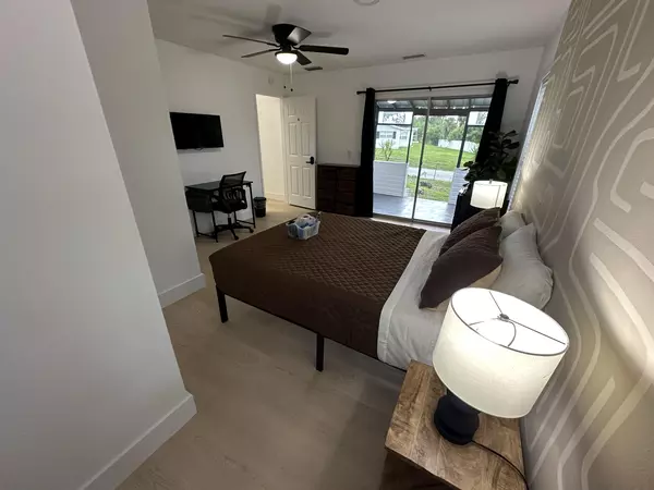 Coliving in Daytona Beach - Outer Orlando, Orlando