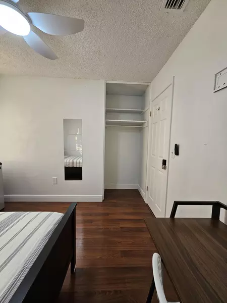 Coliving in Belle Isle - South Orlando, Orlando