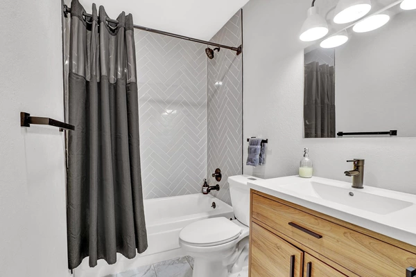 Coliving in Arvda - Outer Denver, Denver