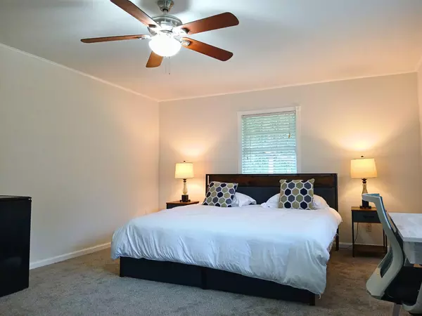 Coliving in Zephyrhills - North Tampa, Tampa