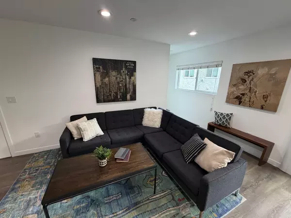 Coliving in Harvard Heights - Central Los Angeles, Los Angeles