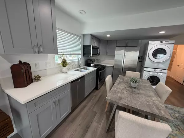 Coliving in Harvard Heights - Central Los Angeles, Los Angeles