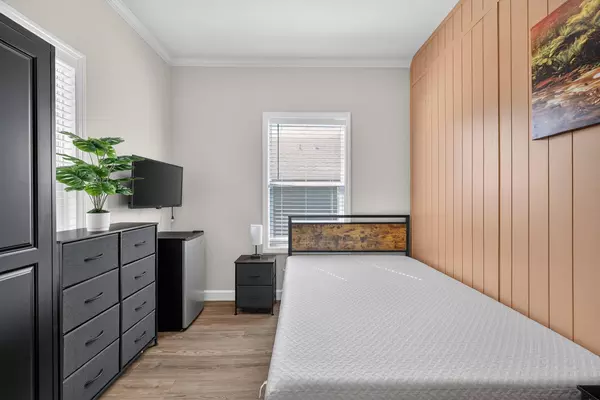 Coliving in Downtown St. Petersburg - Clearwater-St. Petersburg, Tampa