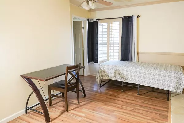 Coliving in Central Arlington - Arlington, Dallas