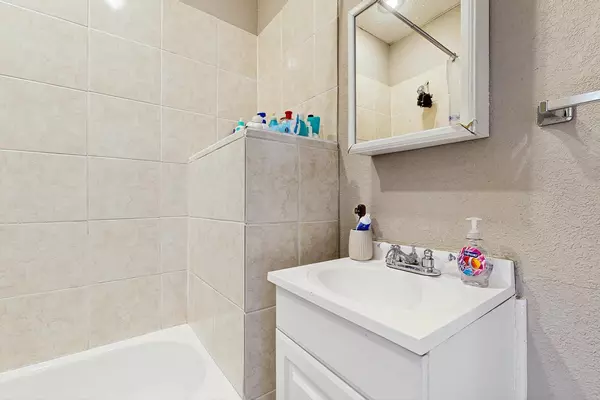 Coliving in Midtown-Westport - KCMO, Kansas City