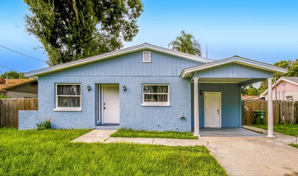 Coliving in University Square - North Tampa, Tampa