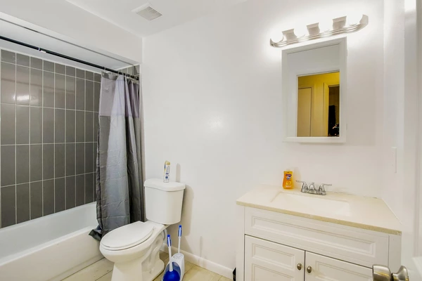 Coliving in University Square - North Tampa, Tampa