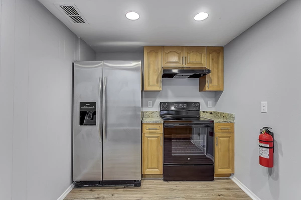 Coliving in Live Oaks Square - East Tampa, Tampa