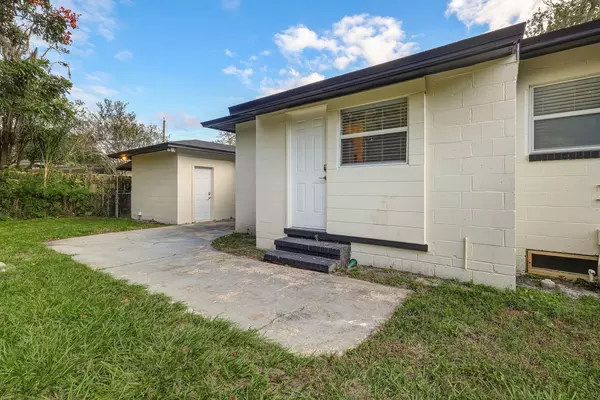 Coliving in Cedar Hills - Westside, Jacksonville