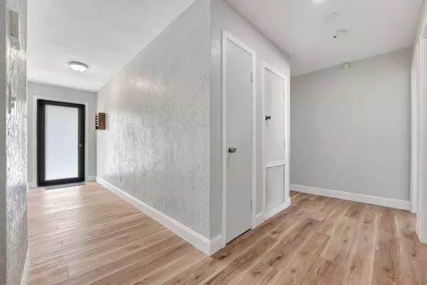 Coliving in Dania Beach - Broward County, Miami