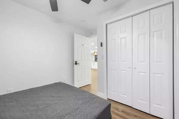 Coliving in Cocoa - Outer Orlando, Orlando