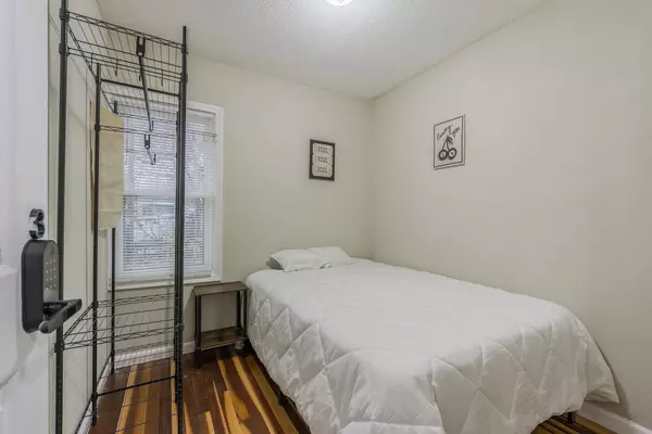 Coliving in Independence - Outer KCMO, Kansas City