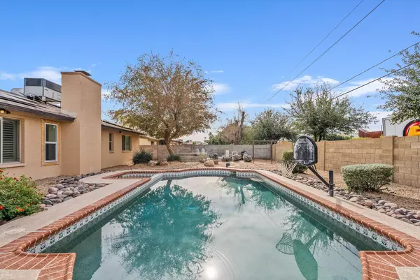 Coliving in Glendale - NW Valley, Phoenix