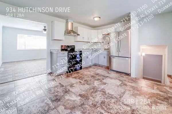 5 bedrooms apartment for rent in Southeast Colorado Springs - South COS, Colorado Springs