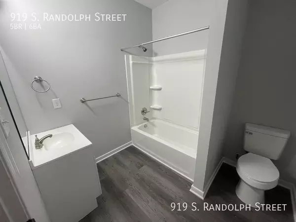 5 bedrooms apartment for rent in Randolph - Central RVA, Richmond