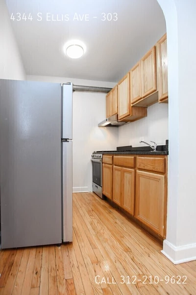Studio Apartment for rent in Oakland Chicago - South Side, Chicago