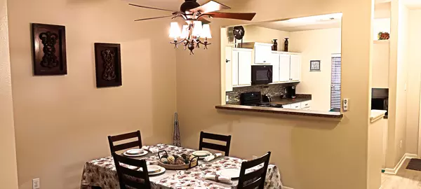 Coliving in Acres Home - Nw Houston, Houston